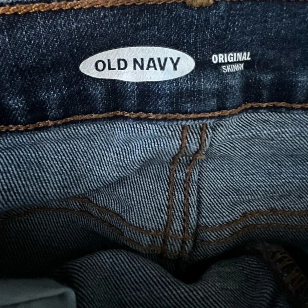 Women’s Old Navy Skinny Stretch Blue Jeans size 8 Short. - Picture 2 of 3